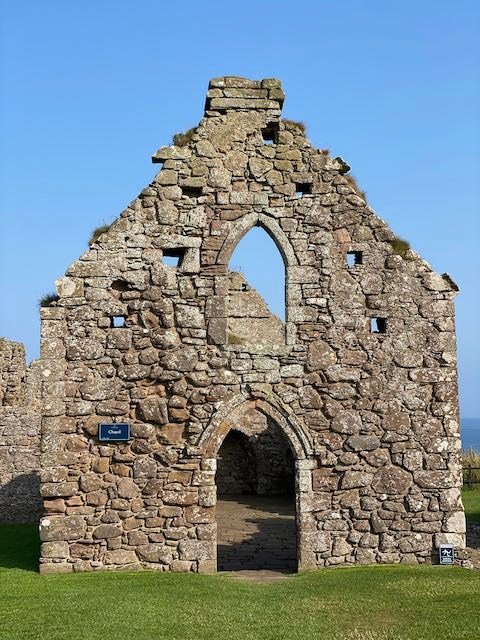 Ruins - Coastal Walk To Dunnottar Castle